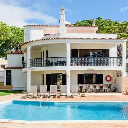 Protea - 5 Bedroom, Beach, Air-con, Wifi Albufeira