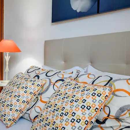 Protea - 5 Bedroom, Beach, Air-con, Wifi *